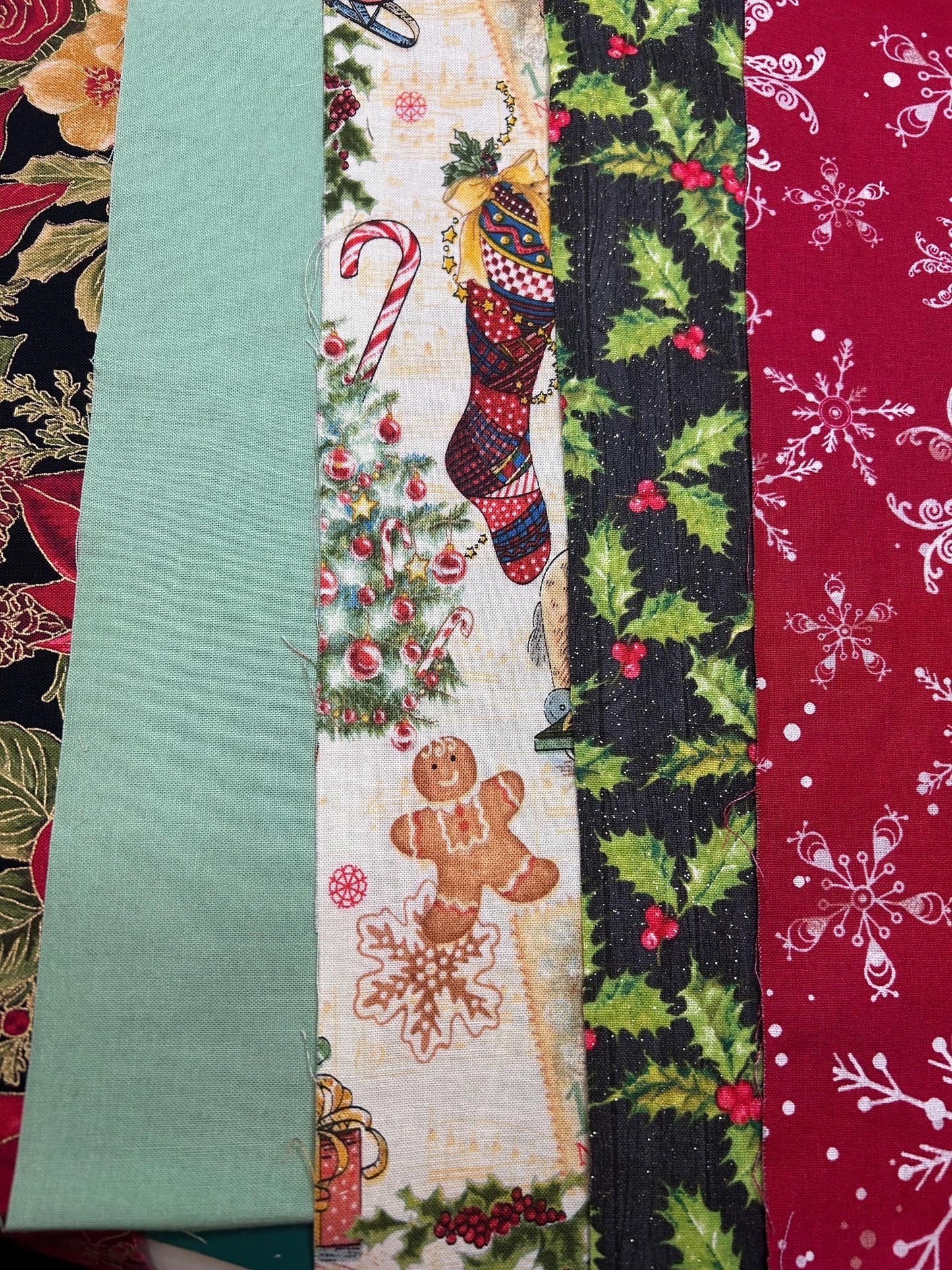 Christmas / Holiday Chubby Cotton Fabric Strip Bundles Quilting & Crafting (30 scrappy strips)