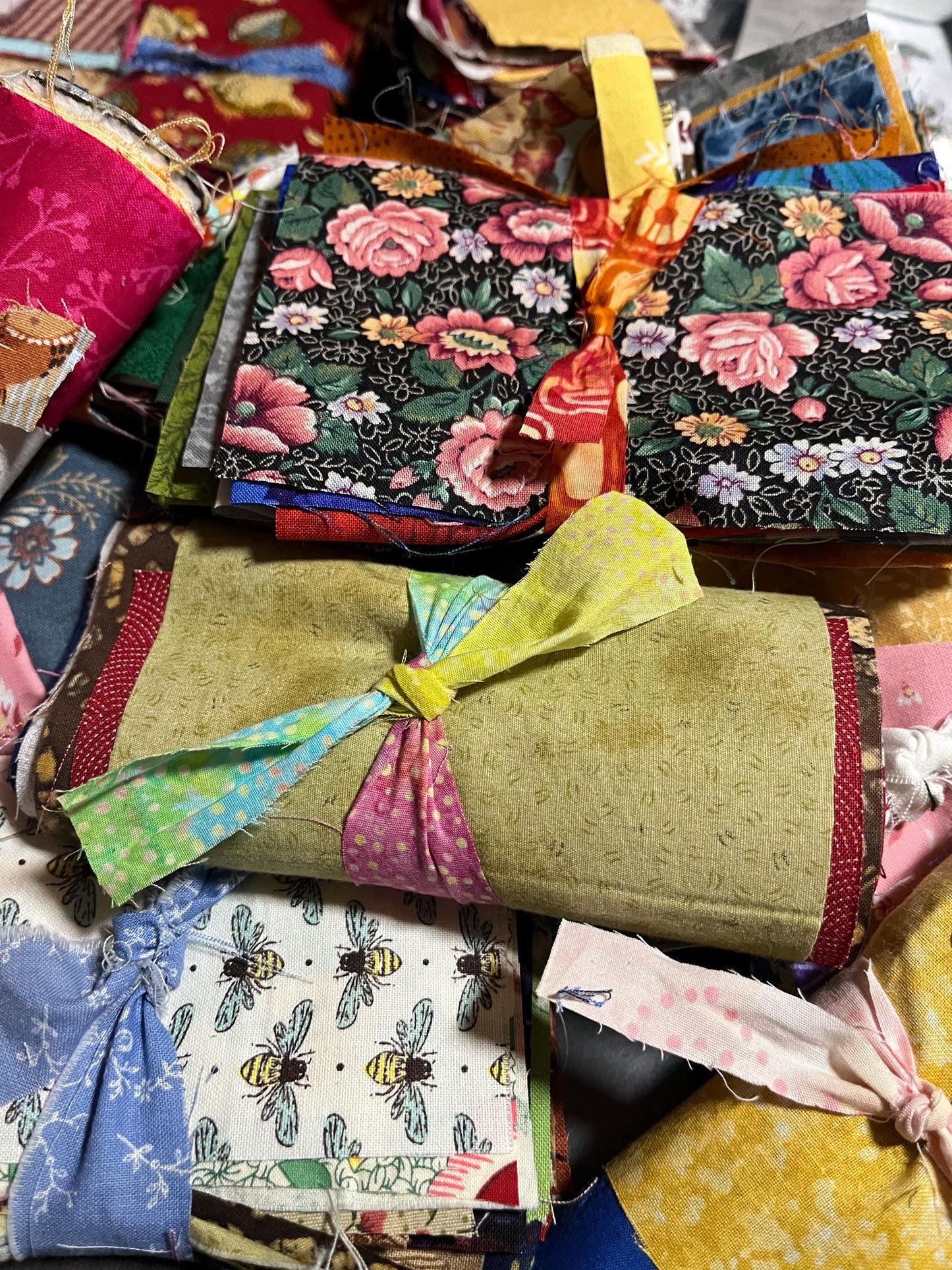 Cotton Fabric Scraps: 2 oz. Quilting & Crafting Scrappy Bundle