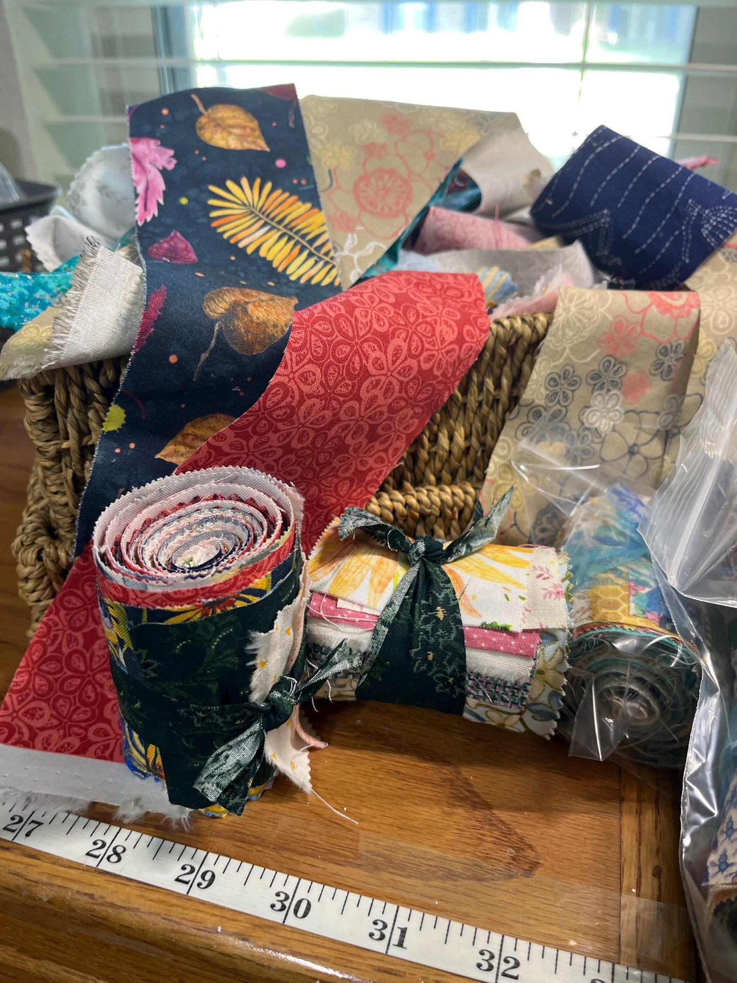 2.5” x 22” Cotton Fabric Strips Quilting & Crafting Scraps