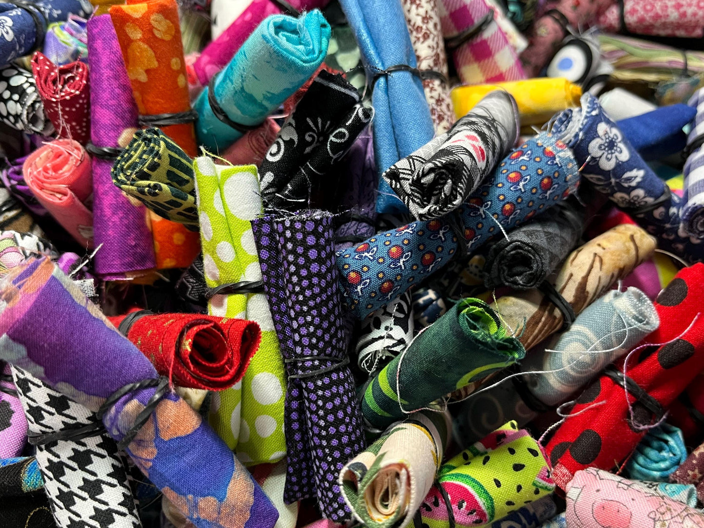 Scrappy Fabric Nugget Bundles of 8