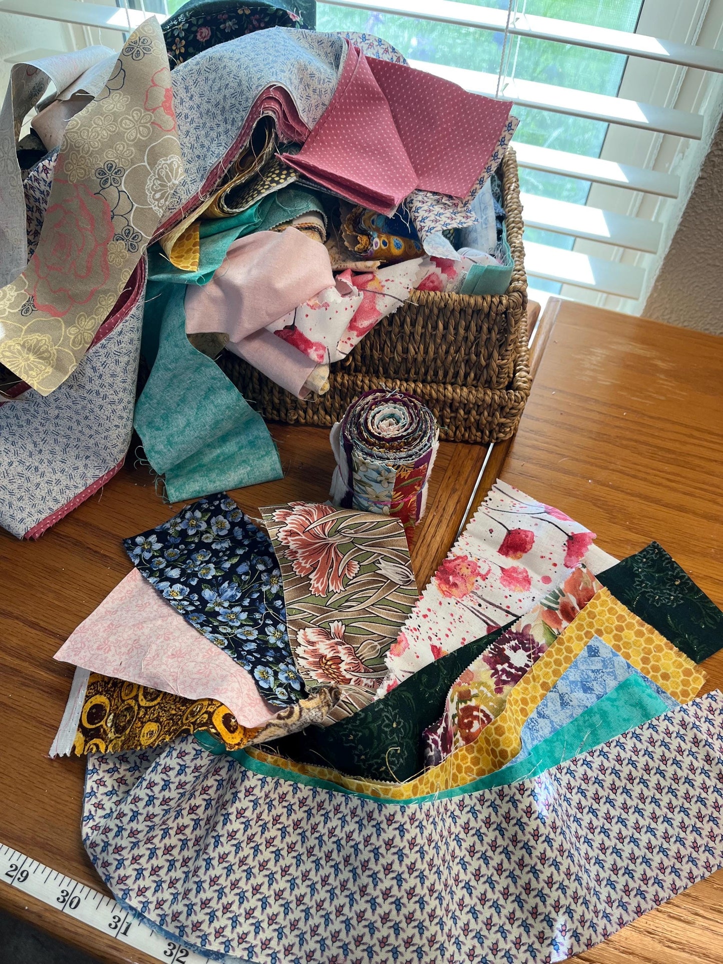 2.5” x 22” Cotton Fabric Strips Quilting & Crafting Scraps