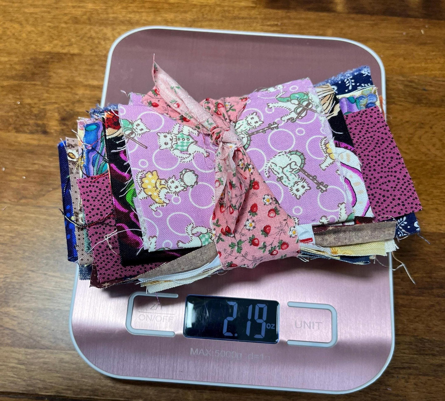 Cotton Fabric Scraps: 2 oz. Quilting & Crafting Scrappy Bundle