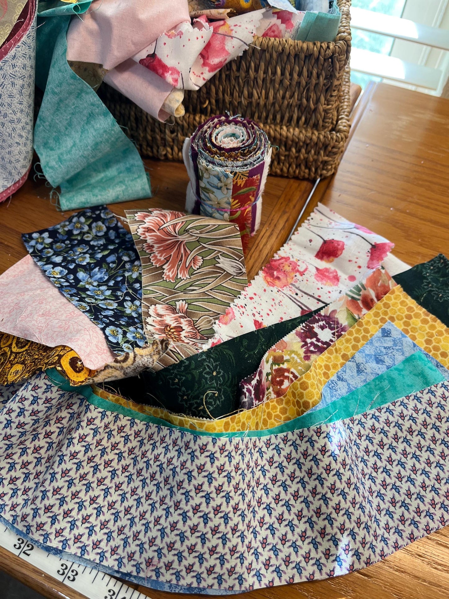 2.5” x 22” Cotton Fabric Strips Quilting & Crafting Scraps